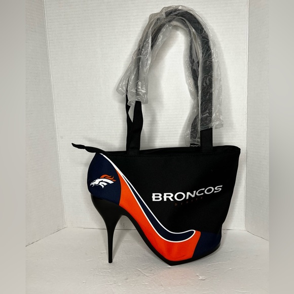 -NWT- limited edition Bronco stiletto heel purse. -The Bradford Exchange- T4 - Picture 2 of 8